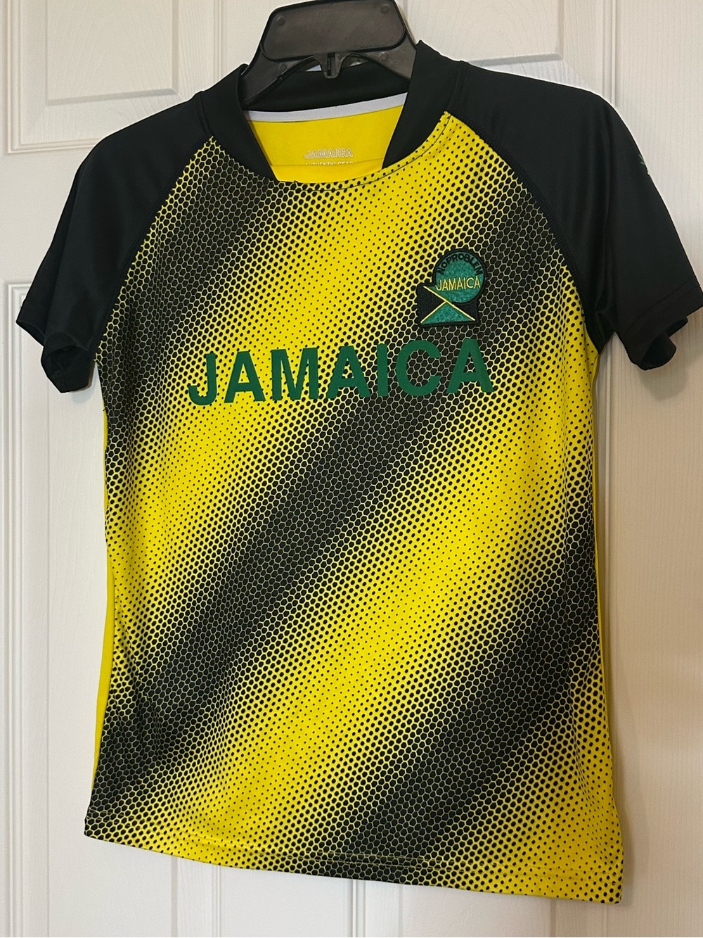 Jamaica Kids' Yellow & Black Active Tee 10y